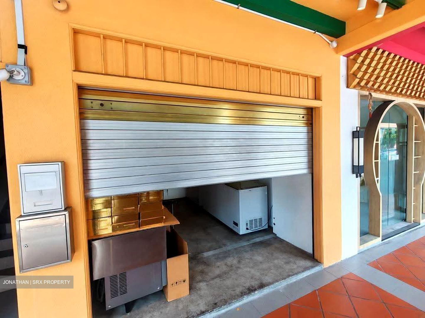 Kampong Glam Conservation Area (D7), Retail #619965341